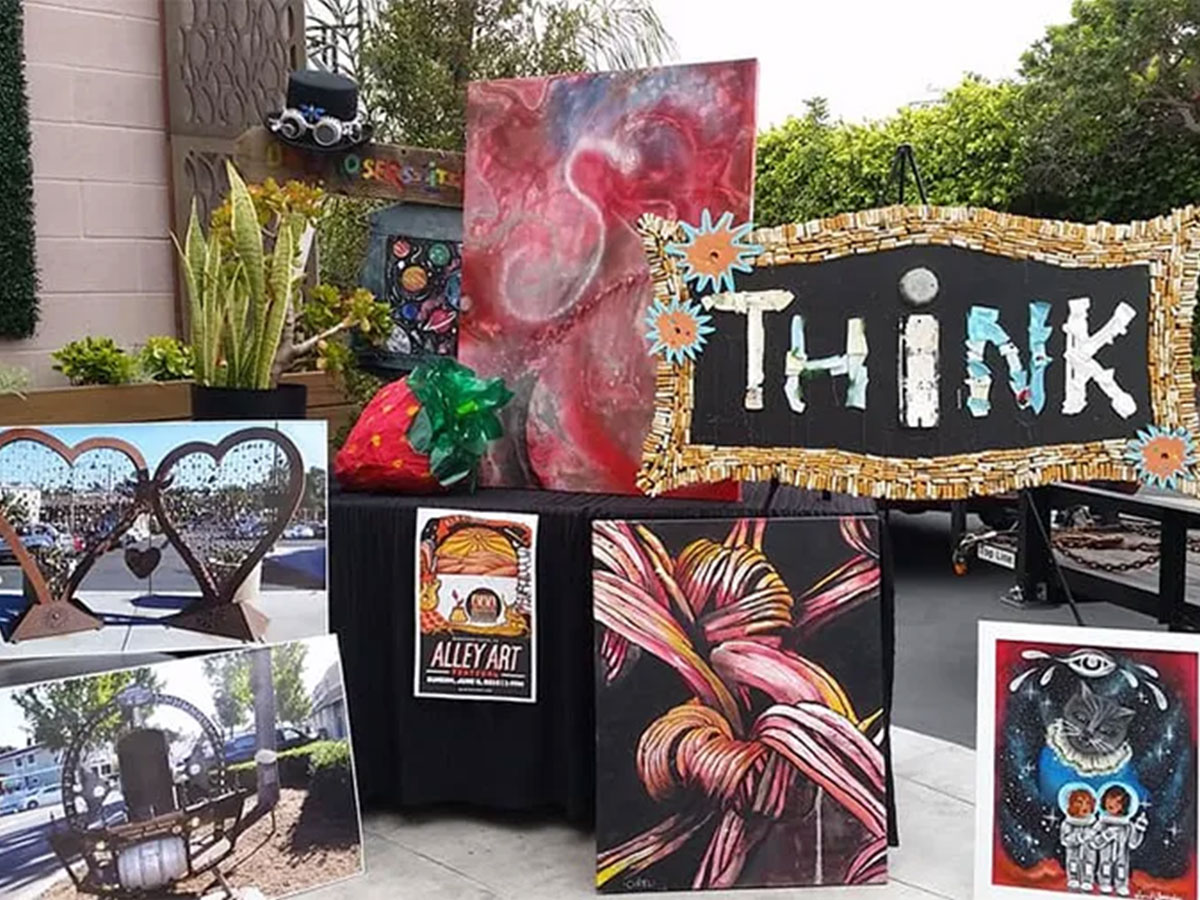 This image displays photo of the Train station in Solana Beach