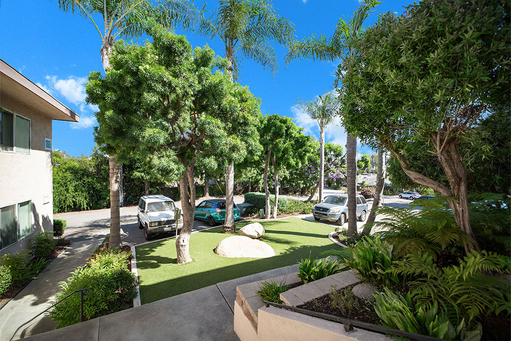 Thank you for viewing our Exterior 5 at Vista View Apartments in the city of Vista.
